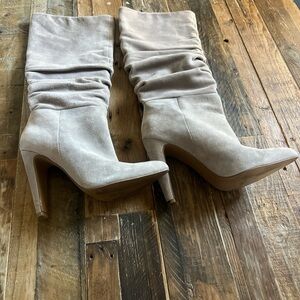 Elegant Suede Slouch Boots - Cream
